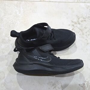 Toddler Nike sneakers